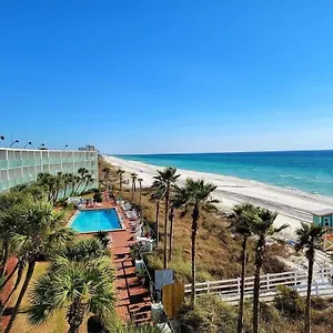 Casa Loma Panama - Beachfront Hotel